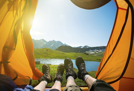 Un cort de munte de 2/3 sau de 4/5 persoane pana in 500 lei? Sfaturi si recomandari