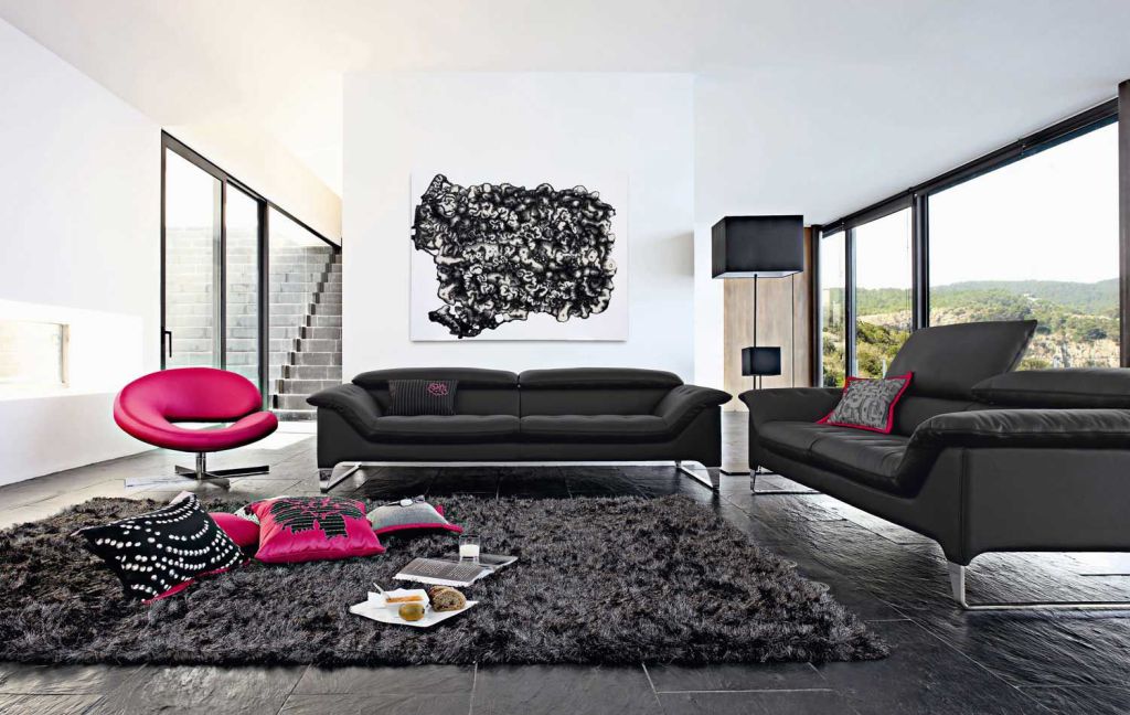 Cele mai noi modele de canapele negre, pentru living - fixe, extensibile sau coltar?